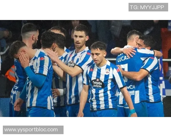 西乙联赛竞争加剧拉科与桑坦德双雄领跑冲甲形势愈发紧张